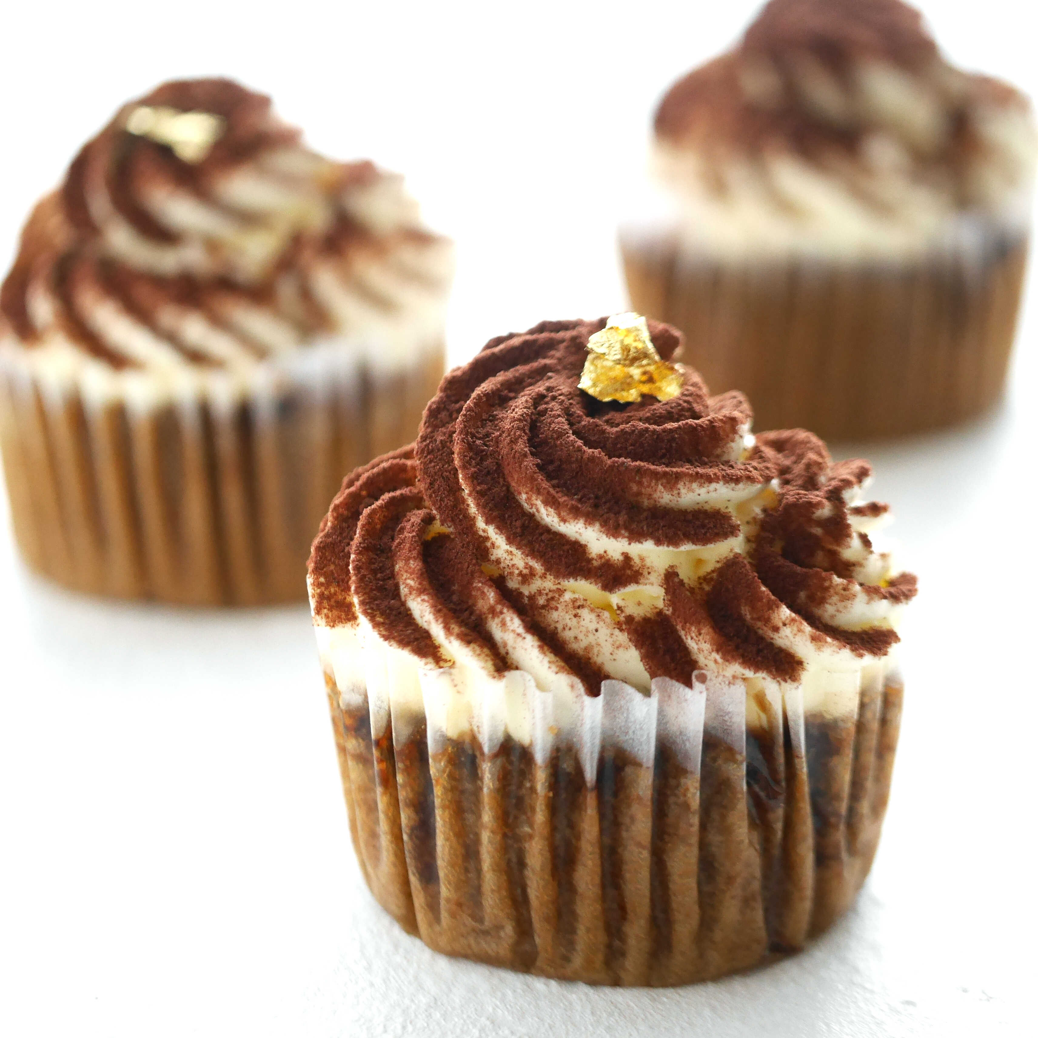 ミニピンクチョコ 24個7日後〜ミニカップケーキ