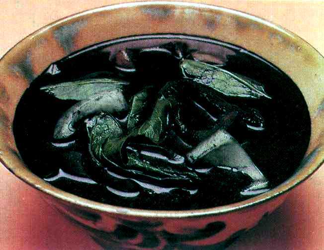 沖縄料理 沖縄のイカ墨料理といえば定番イカスミ汁！ 夫婦で沖縄移住生活