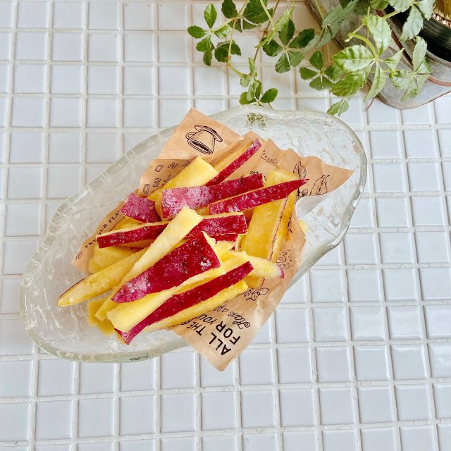 簡単 バター香る♪フライパンで揚げずに作れる『さつま芋スティック』