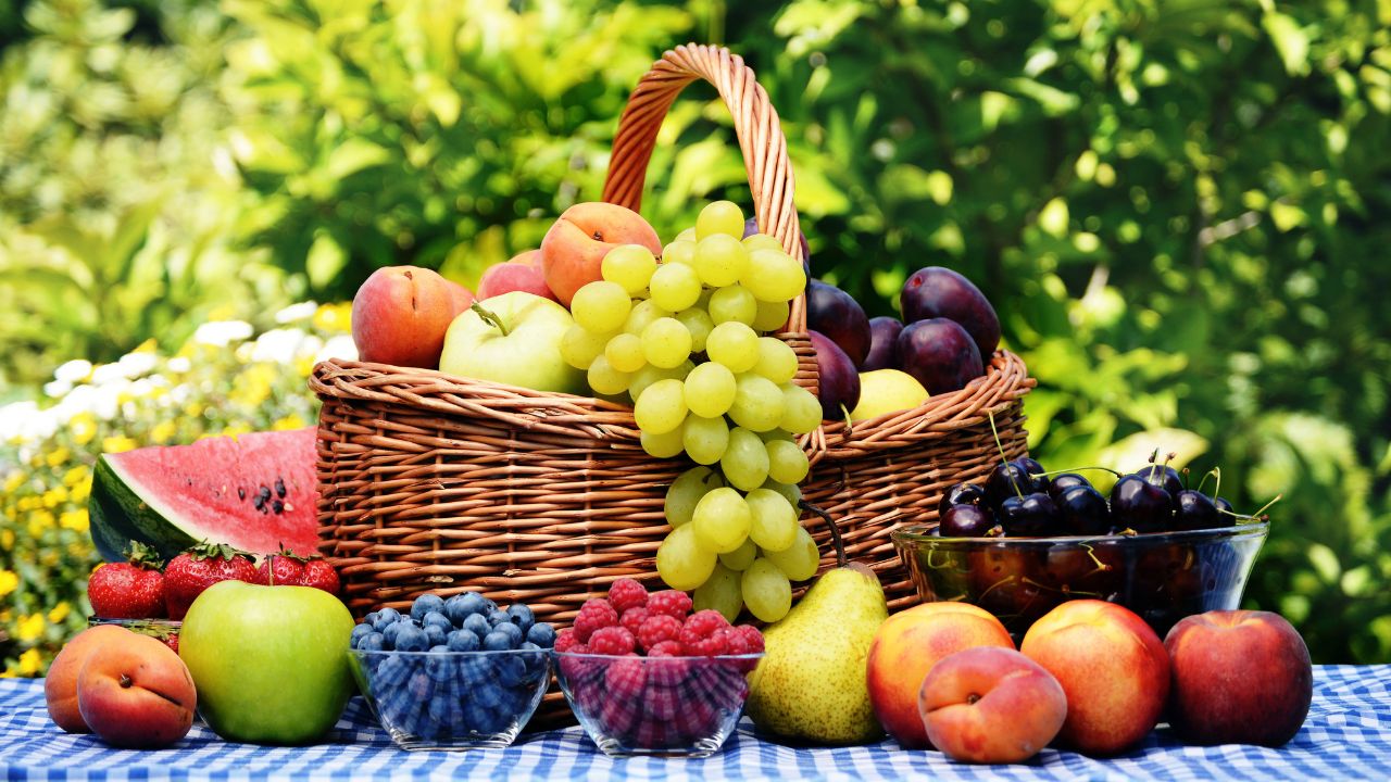 オープンしましたー 早速のご来店ありがとうございます😊いらっしゃいませ夕張⠀夕張メロン⠀メロン⠀夏のスイーツ⠀高級メロン⠀ぴ〜ぷる⠀夕張メロン直売店⠀直売所⠀ドライフルーツ⠀夕張メロンドライフルーツ⠀スムージー⠀夕張メロン