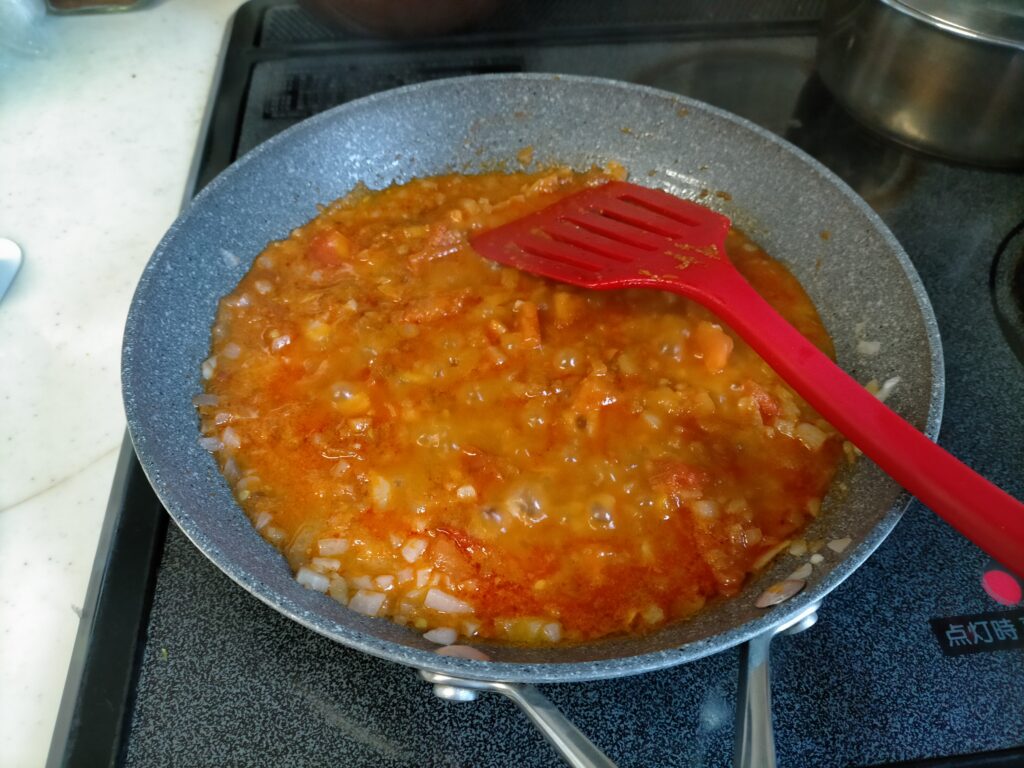 家事ヤロウ ミーゴレン風 焼きそばの作り方。カルディうま辛調味料「サンバル」凛とした暮らし〜凛々と