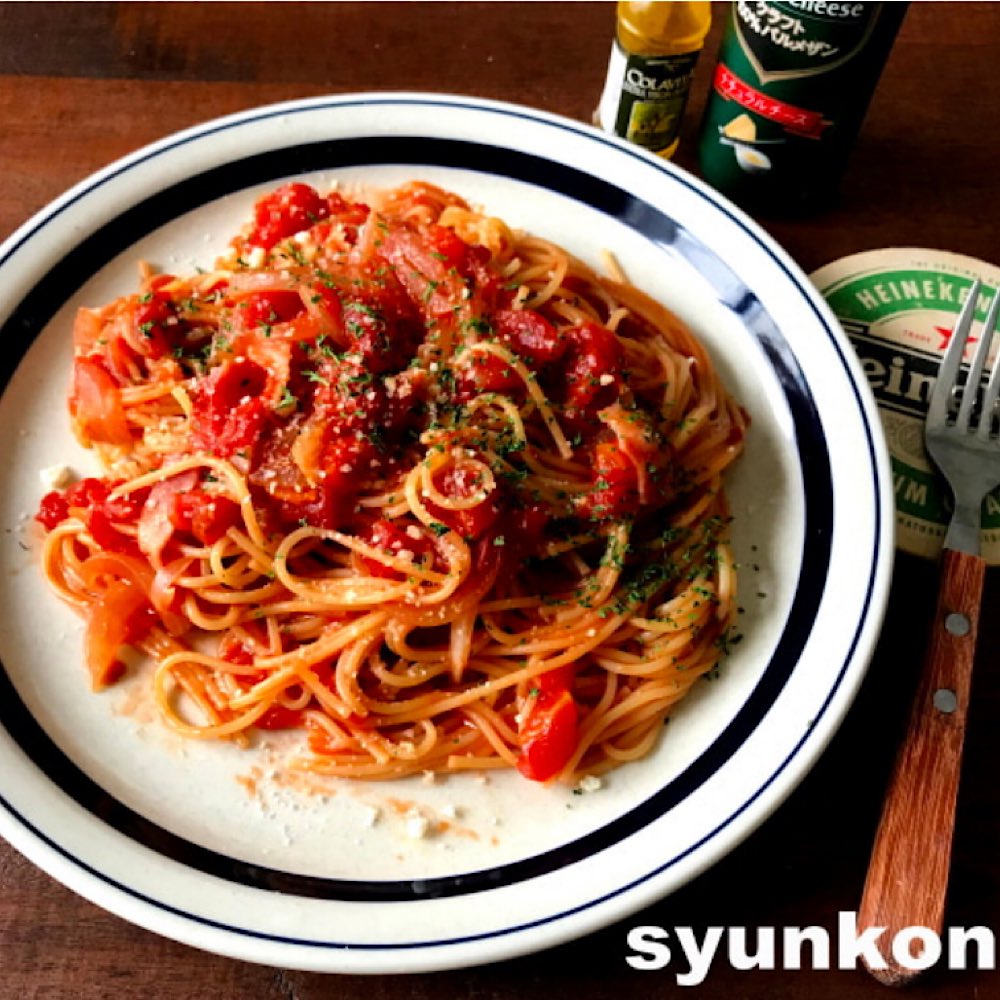 簡単！！煮込みハンバーグ おすすめです！！トマト缶で＊イタリアンチーズハンバーグ