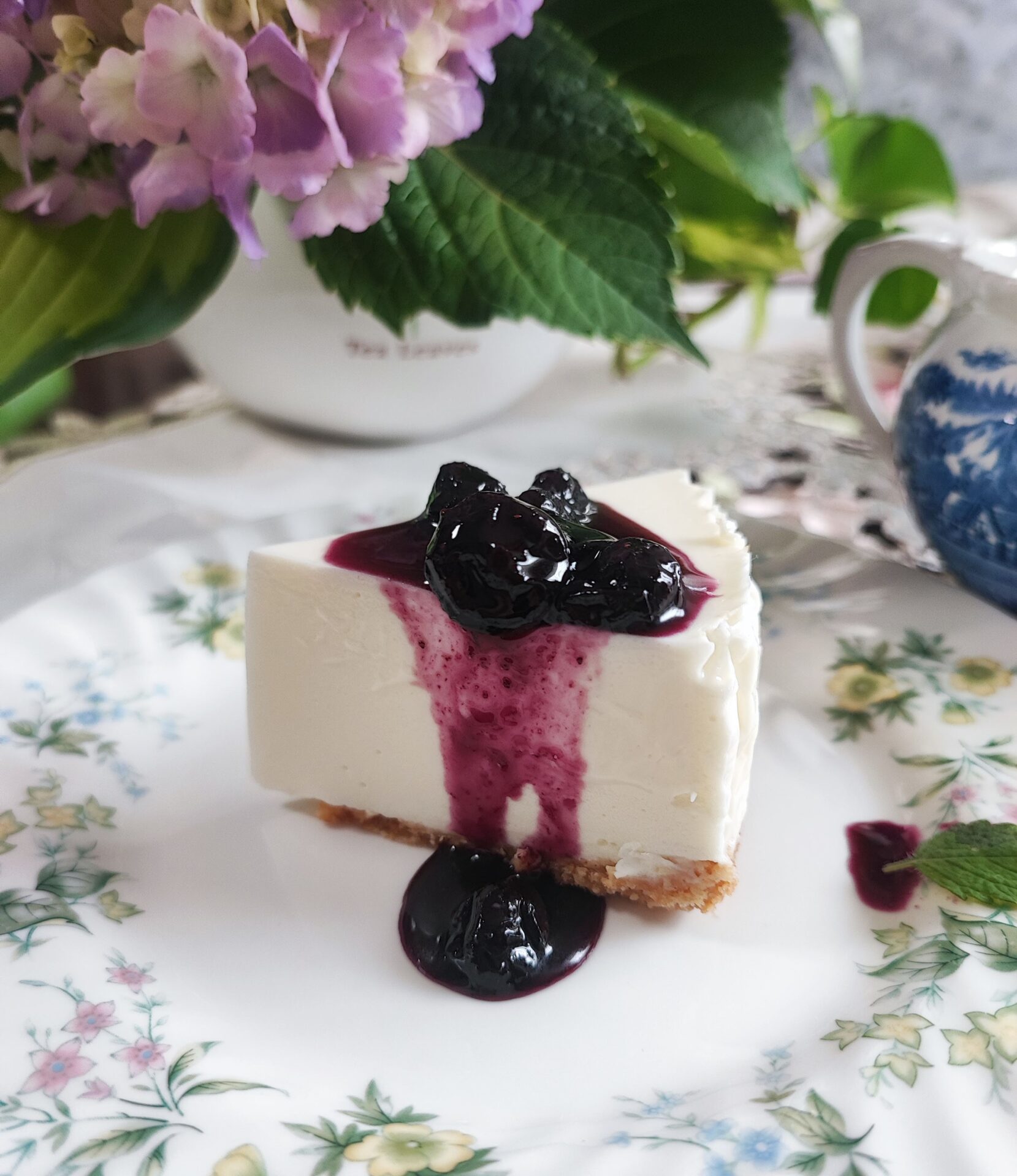 ブルーベリーベイクドチーズケーキ