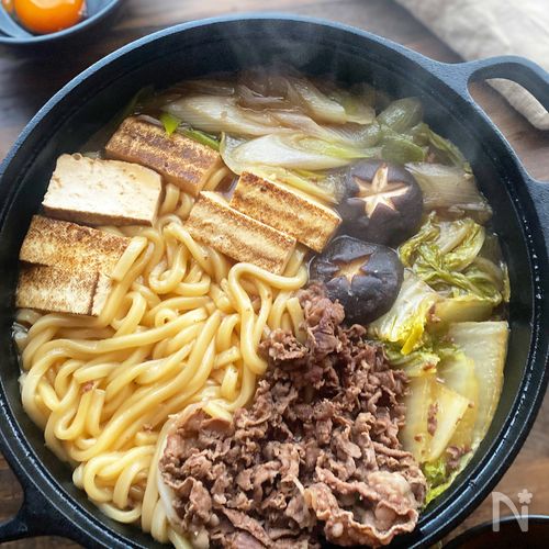 すき焼きのたれで！すき焼き風煮込みうどん