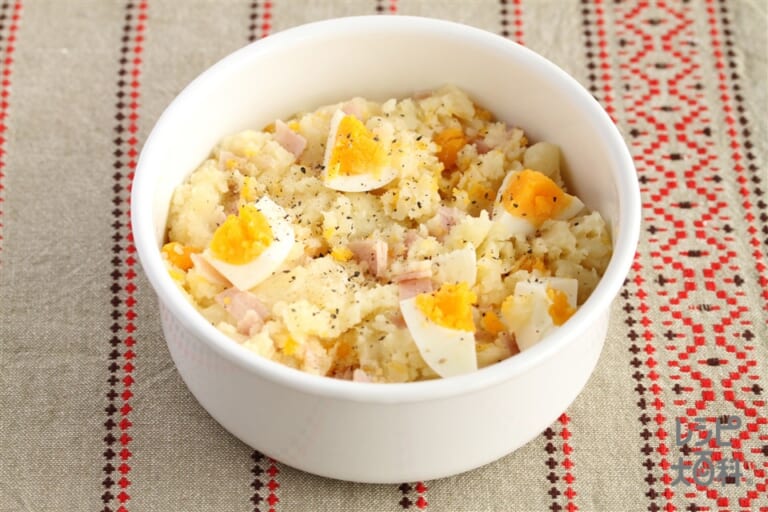 厚切りハムとジャガイモのにんにく炒め