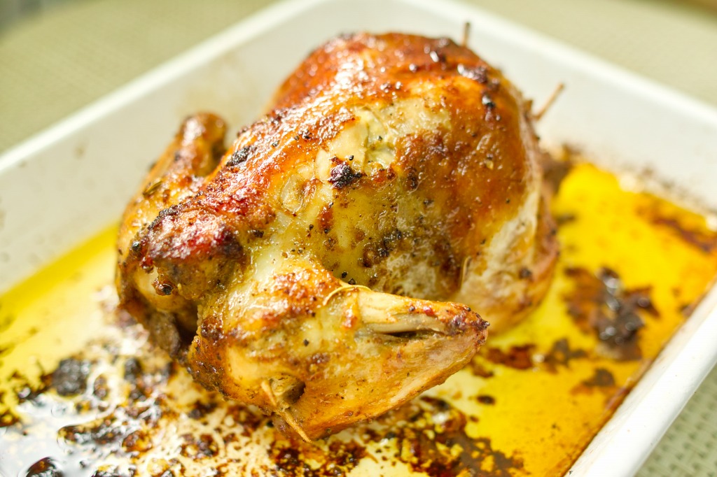 実家伝統の味。クリスマスのレバースタッフ入り丸鶏ローストチキン 詳細レシピ付 。気まぐれキッチン andante