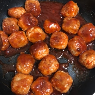 やりいかと肉だんごの白湯スープ、たたききゅうりの中華和えeフレンズ ぱくぱく献立くん