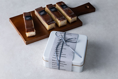 チーズケーキのおしゃれなラッピング 三角カット・ホール・マフィン型お菓子・パン材料・ラッピングの通販 cotta＊コッタ