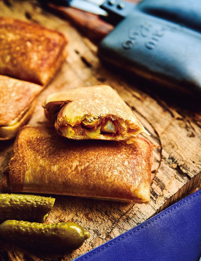 ホットサンドメーカーで冷凍ポテトのチーズ焼き お手軽絶品レシピ・作り方Tasty