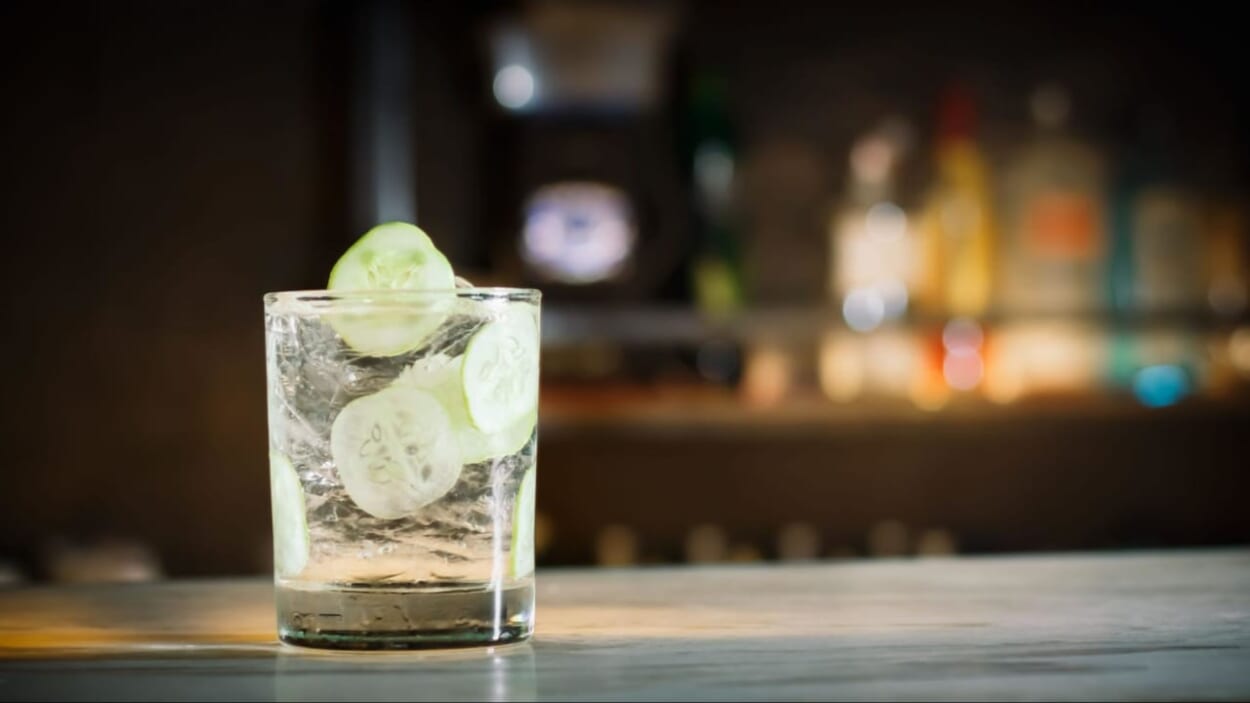 爽やかなレモンの香りと酸味で、大人のチャミスル体験を。「チャミスル レモン」 3月25日 火 発売眞露株式会社のプレスリリース