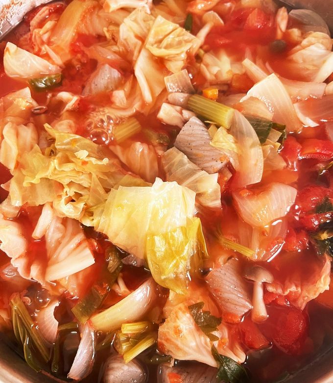 ハッピーハロウィン 魔女が作った真っ赤なスープ