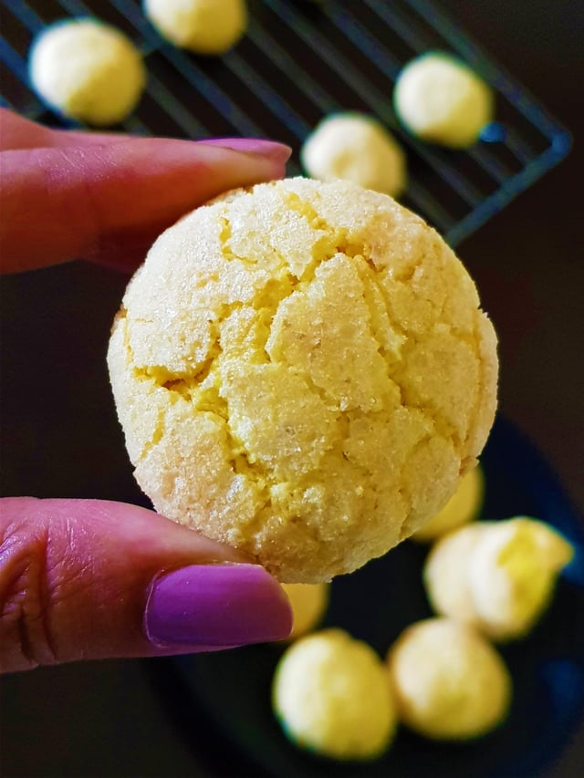 Matcha Crinkle CookiesCoriander & Lace