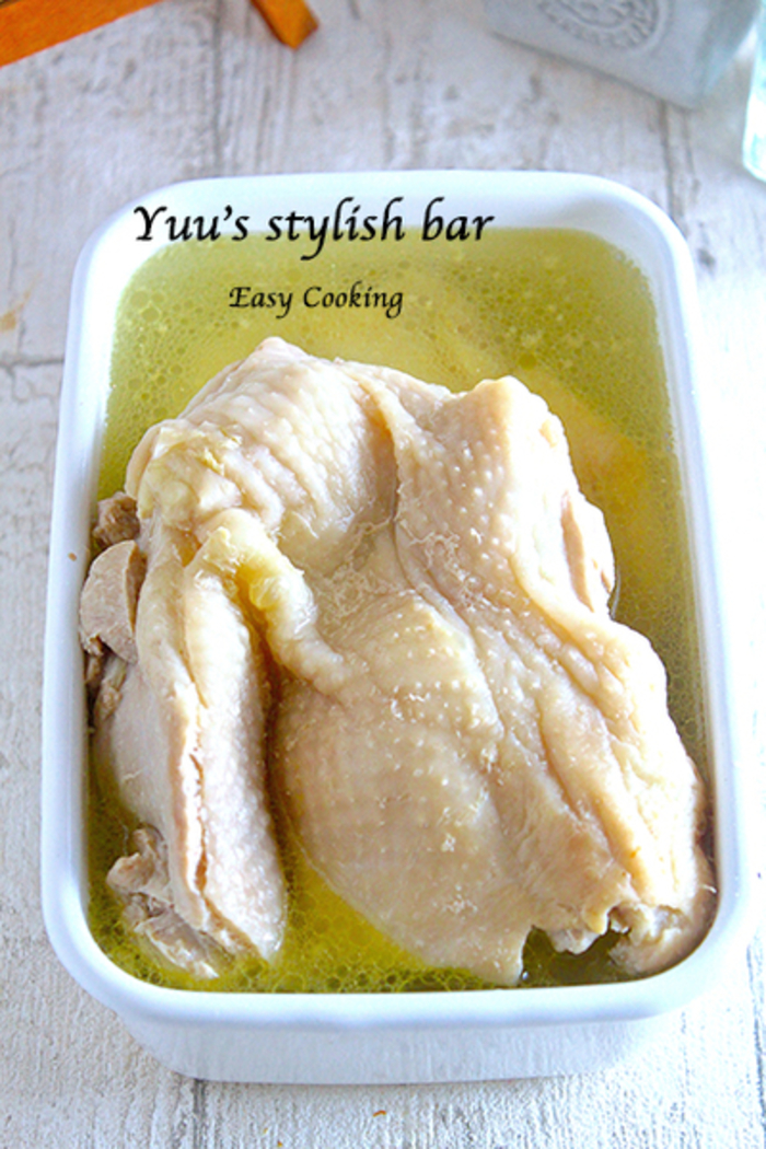 びっくり茹で鶏のつくり方「鶏むね肉」をおどろくほどしっとり仕上げる、わが家の定番 榎本美沙さん9月のおすすめ記事 - 天然生活web