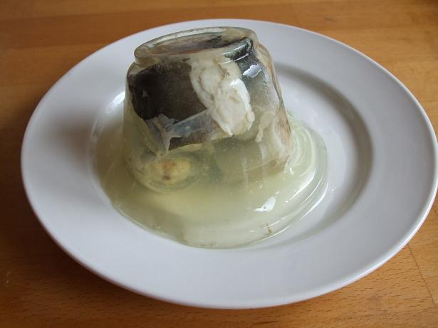 悪名高きイギリス料理『ウナギのゼリー寄せ』に初挑戦 - ロンドンのテムズでズンドコレボリューション