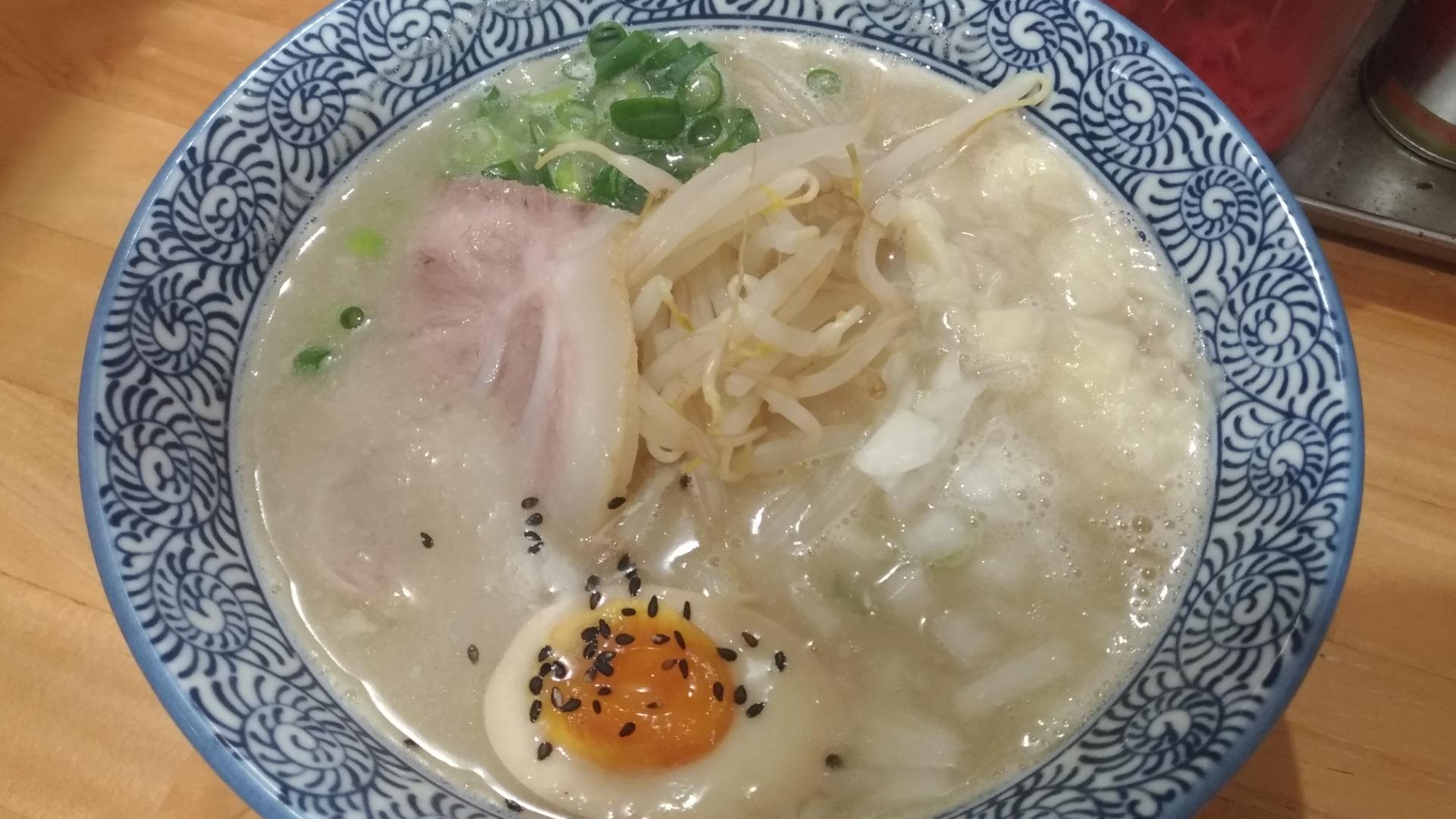 泉佐野駅上犬鳴豚ラーメン麺屋上々さん、冷やしラーメンが六種類あります。冷やし中華ちゃいまっせ。今日は冷やし梅塩ラーメン爽やか～。Facebook
