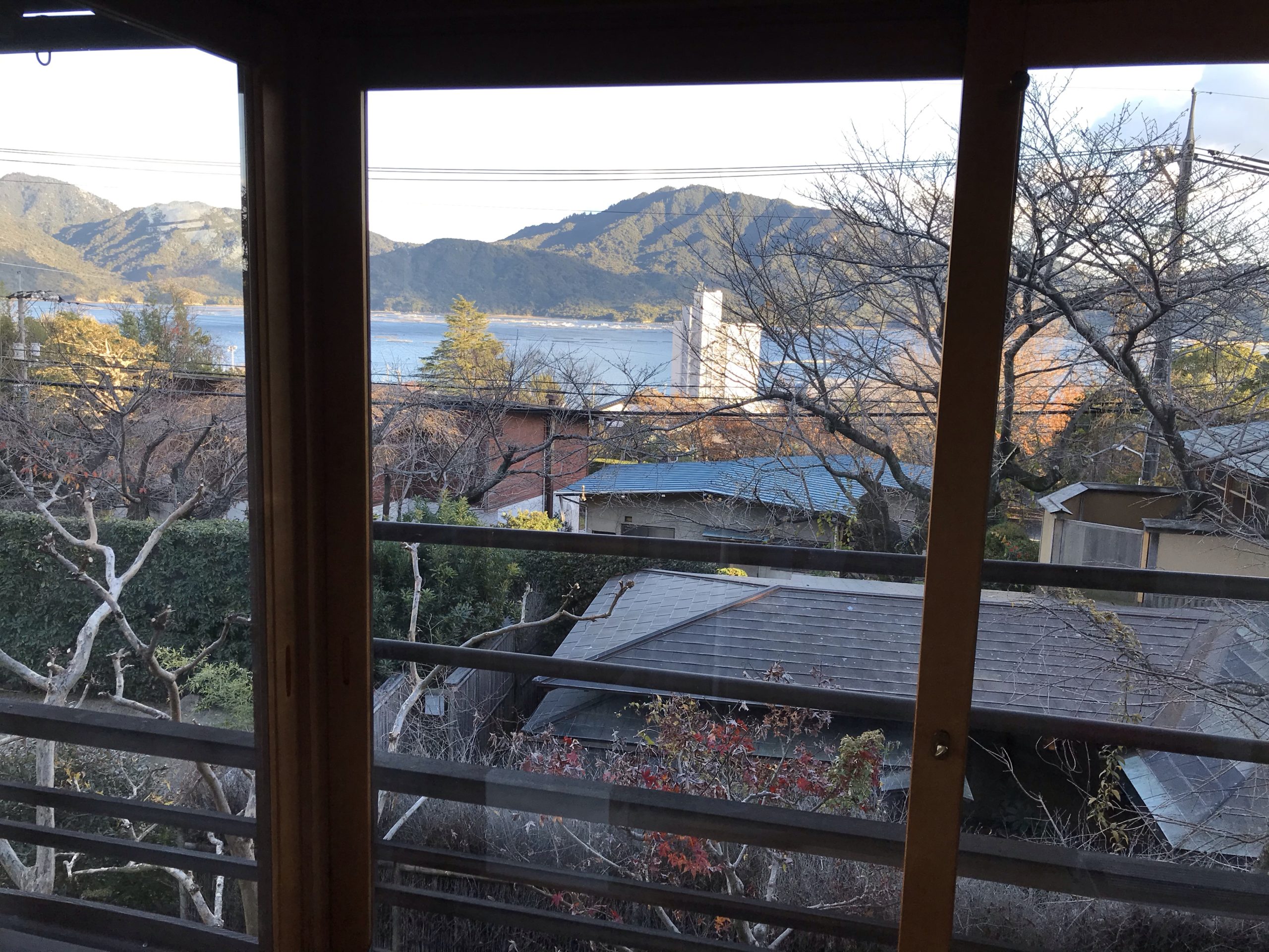 石の庭園 仙石庭園】各地の銘石・奇石を鑑賞できる大規模石庭 | 「東広島デジタル 観光ガイド」東広島の魅力を余すことなくお伝えする観光情報サイト