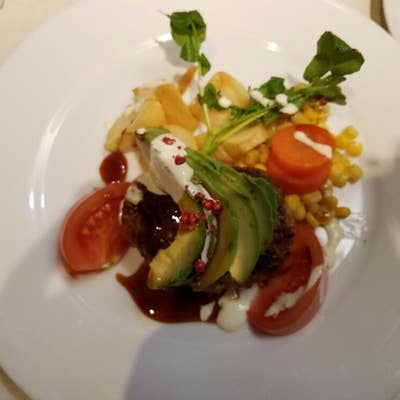 カフェ・トレイル＆トラックイクスピアリ・IKSPIARI