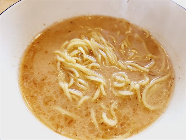 人気の秘密 こってりラーメンとは?スープの魅力と製法を解説大和製作所