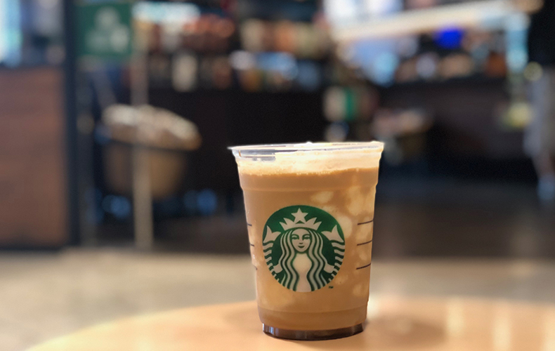 スタバカスタム 無料カスタムなのにあの人気フラペのおいしさが爆増する！金のうまみアフォガートフラペチーノを注文する方法とは？まめ＠毎日スタバカスタム