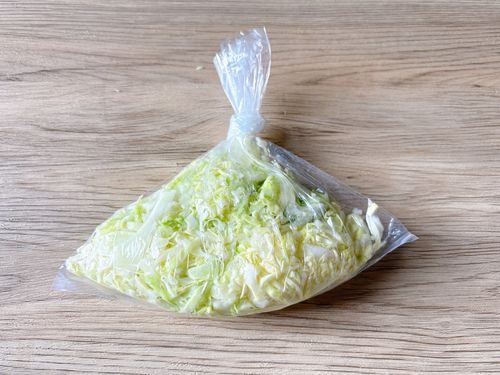 冷凍したキャベツはまずい？原因とおいしいまま凍らせる方法を紹介やさいのトリセツ