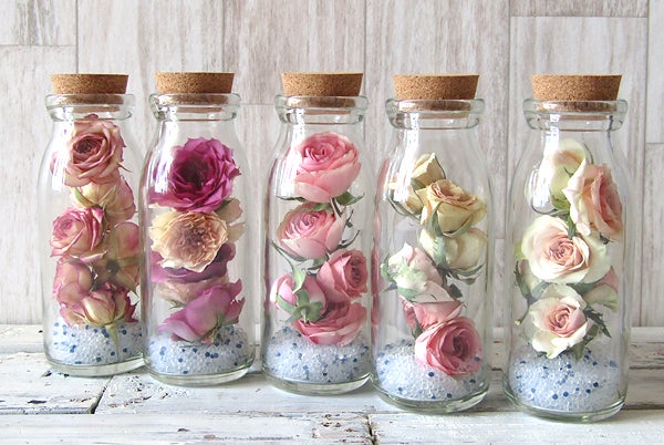 簡単自作赤色比較 プロポーズの定番・赤いバラをドライフラワーにしてみよう➁プリザーブドフラワー製作ブログ