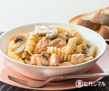 シェフの賄いパスタ 和風クリーム！『白みそを使った魚介クリームパスタ』料理レシピシェフの賄いパスタ