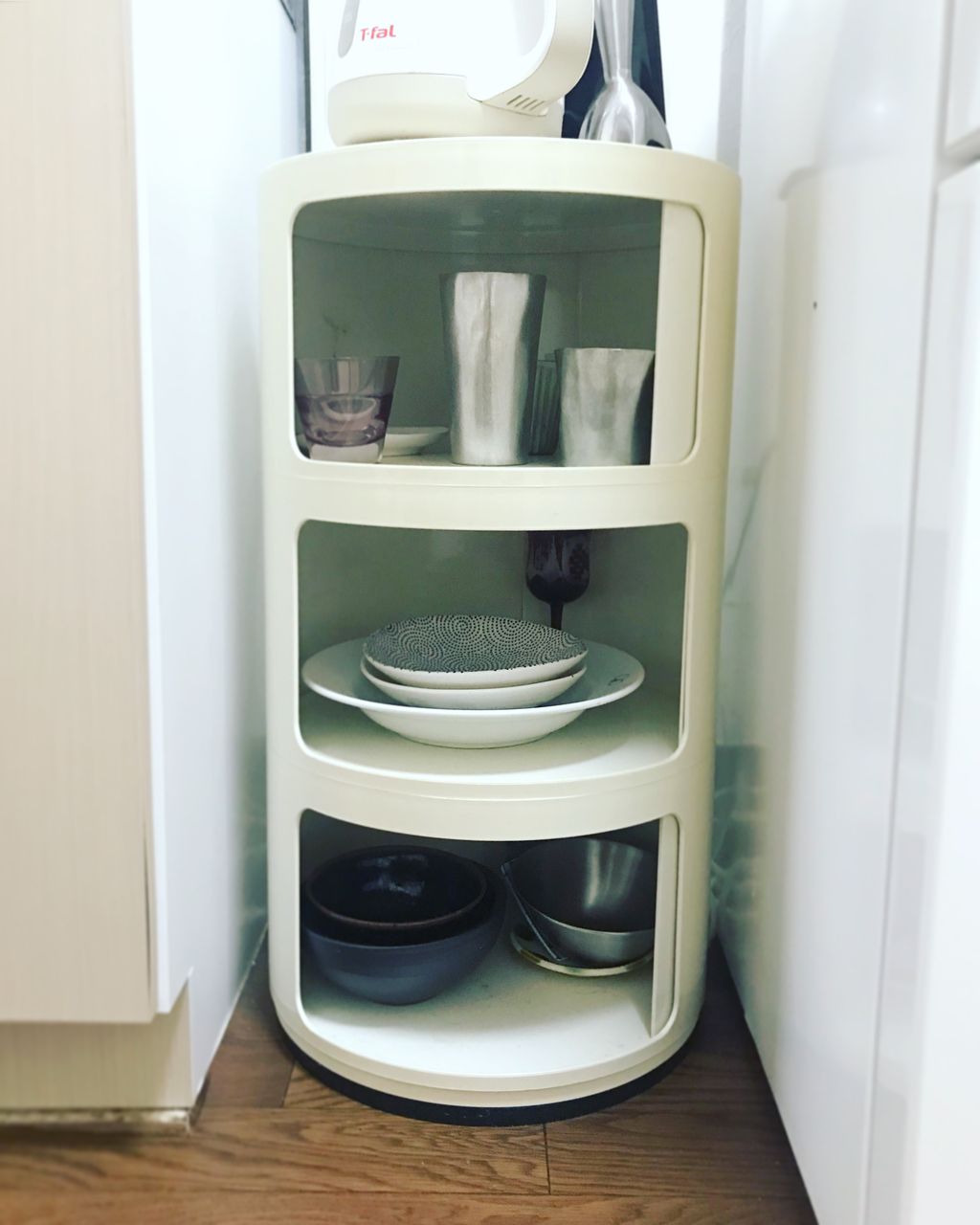 50代ミニマリスト」食器とカトラリーはどのくらい持っているの？ – smart life net