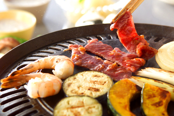 おうちで楽しめる本格・鉄板焼きレシピ6選UNAU MAGAZINE ウナウマガジン-理想の暮らしと住まいを探そう