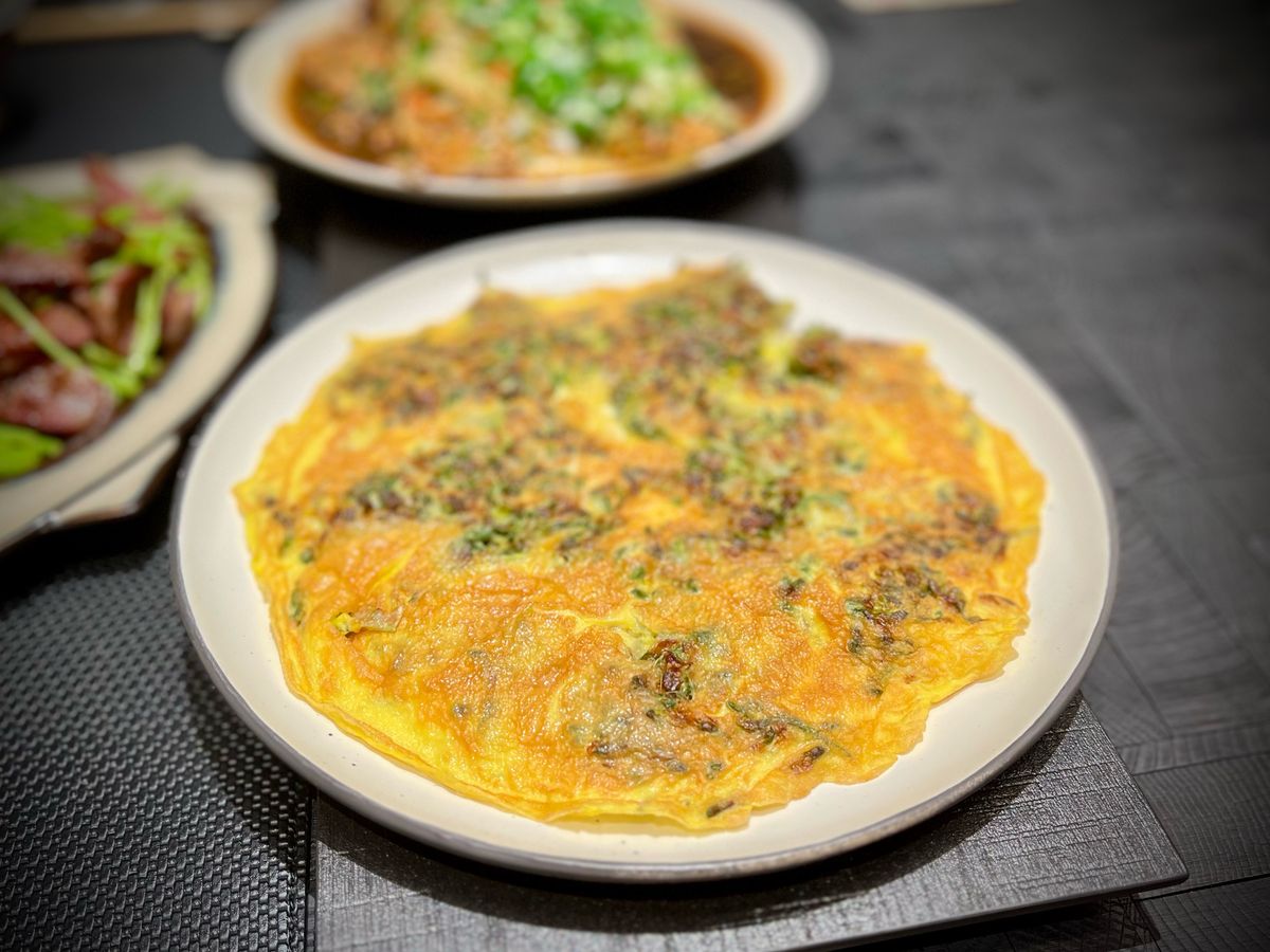 夜雨槐花落槐花蒸飯香