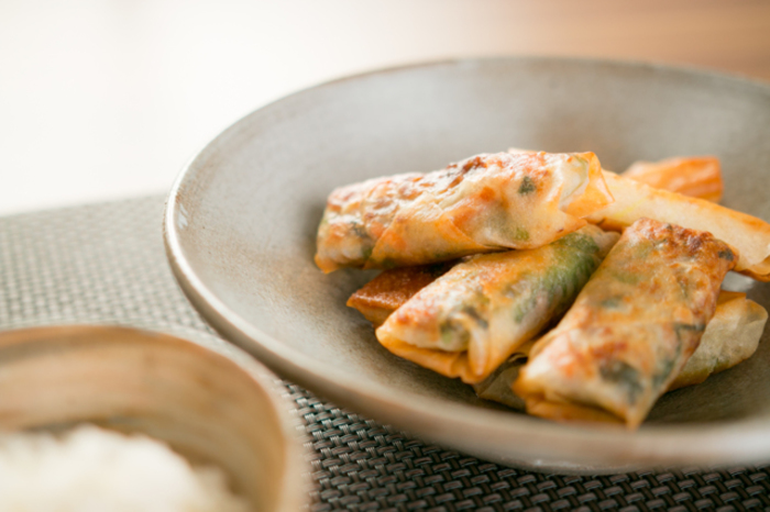 ライスペーパーアレンジレシピ！生春巻きの皮で作るパリパリオムレツ