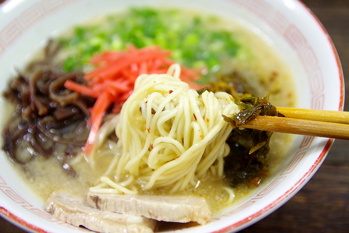 横浜家系とんこつ醤油ラーメン