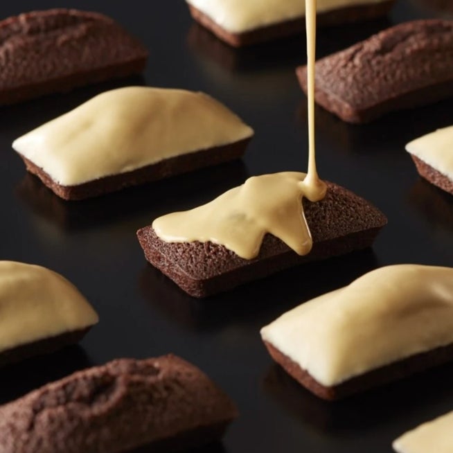 接待の手土産セレクション2023特選 フィナンシェブロンドキャラメル10個セットPatisserie & CafeDEL'IMMOの通販・お取り寄せなら ぐるすぐり