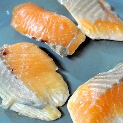 簡単◎生鮭のふっくら塩焼きbyフライパン