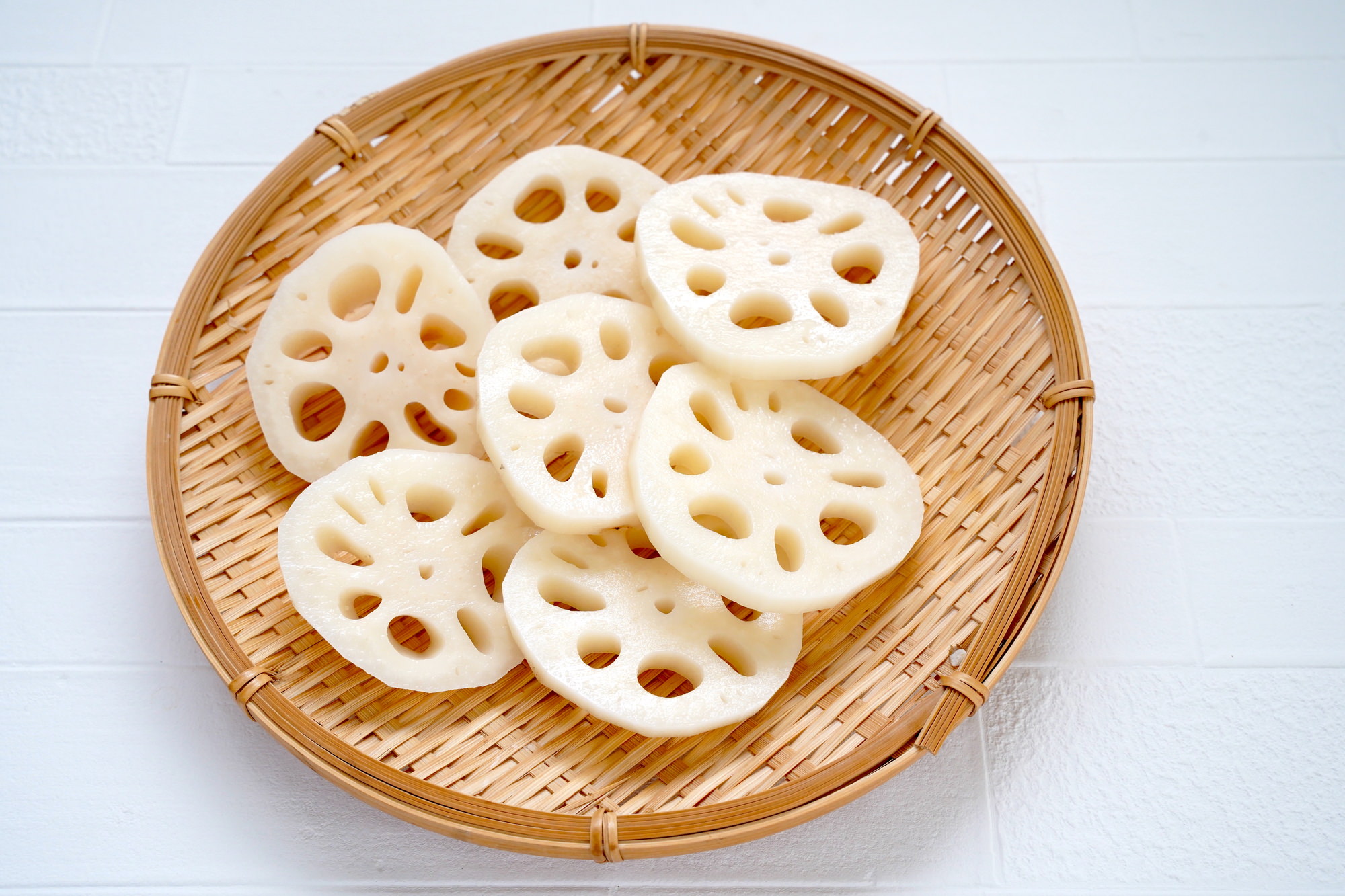 レンコンの保存方法は3タイプ！常温・冷蔵・冷凍それぞれご紹介クラシル