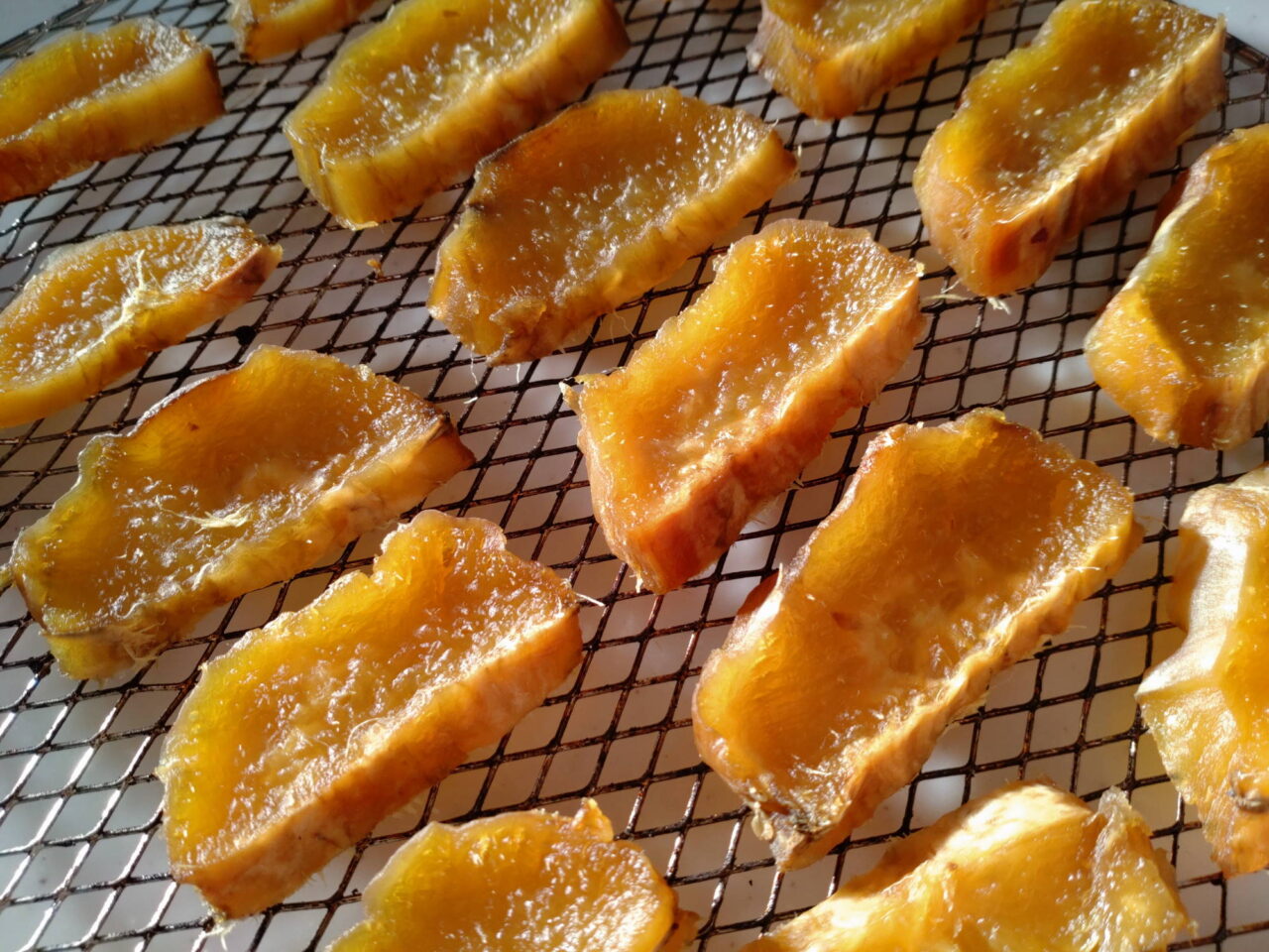 干し芋をオーブンで作る方法をSTEPで解説！コツやポイントも詳しく紹介照沼 てるぬま の干し芋メディア