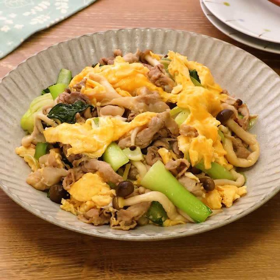 えびとチンゲン菜のオイスター卵炒め