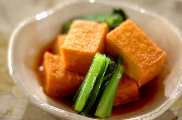 小松菜と厚揚げのめんつゆ風味レシピ4選！炒め物や煮浸しなどの人気レシピ・作り方デリッシュキッチン