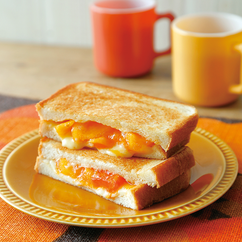 クリームチーズベーコンポテトのホットサンドイッチ♪