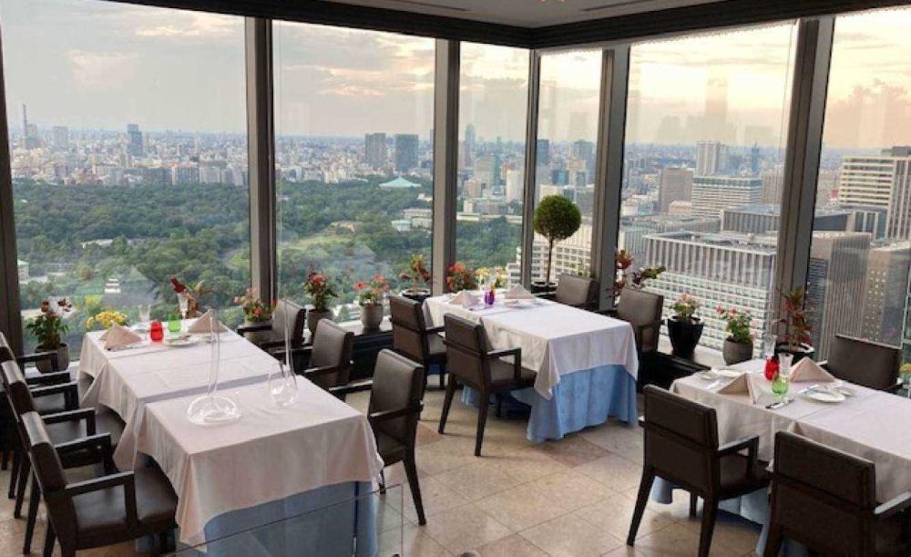 丸の内ブリックスクエア ❬千代田区丸の内2-6-1❭「ビル 施設」カテゴリー丸の内スタイル