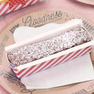 濃厚なのに軽いガトーショコラと三角ラッピングRich Chocolate Cake - YouTube