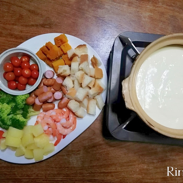 チーズフォンデュアイデアまとめ。ホットプレートで作る簡単レシピも!2ページ目- macaroni