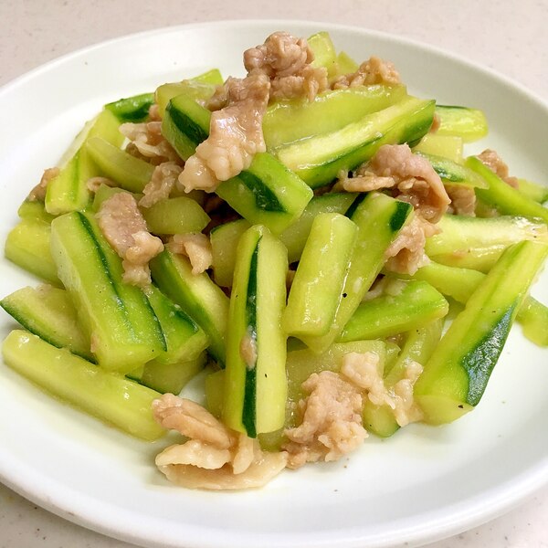 きゅうりとチーズの塩昆布和え