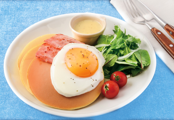 「美味しそう！」と思ったらコメント欄に❤️をお願いします！ 他のお料理はこちら！→ @yoru_yorublogもちもちパンケーキいつもと違うパンケーキ😆 豆腐がメインだからめっちゃヘルシー！ ダイエットしてる人も食べやすいよね👌材料 1人分絹豆腐 150g ホットケーキミックス100g 炭酸水大さじ4作り方