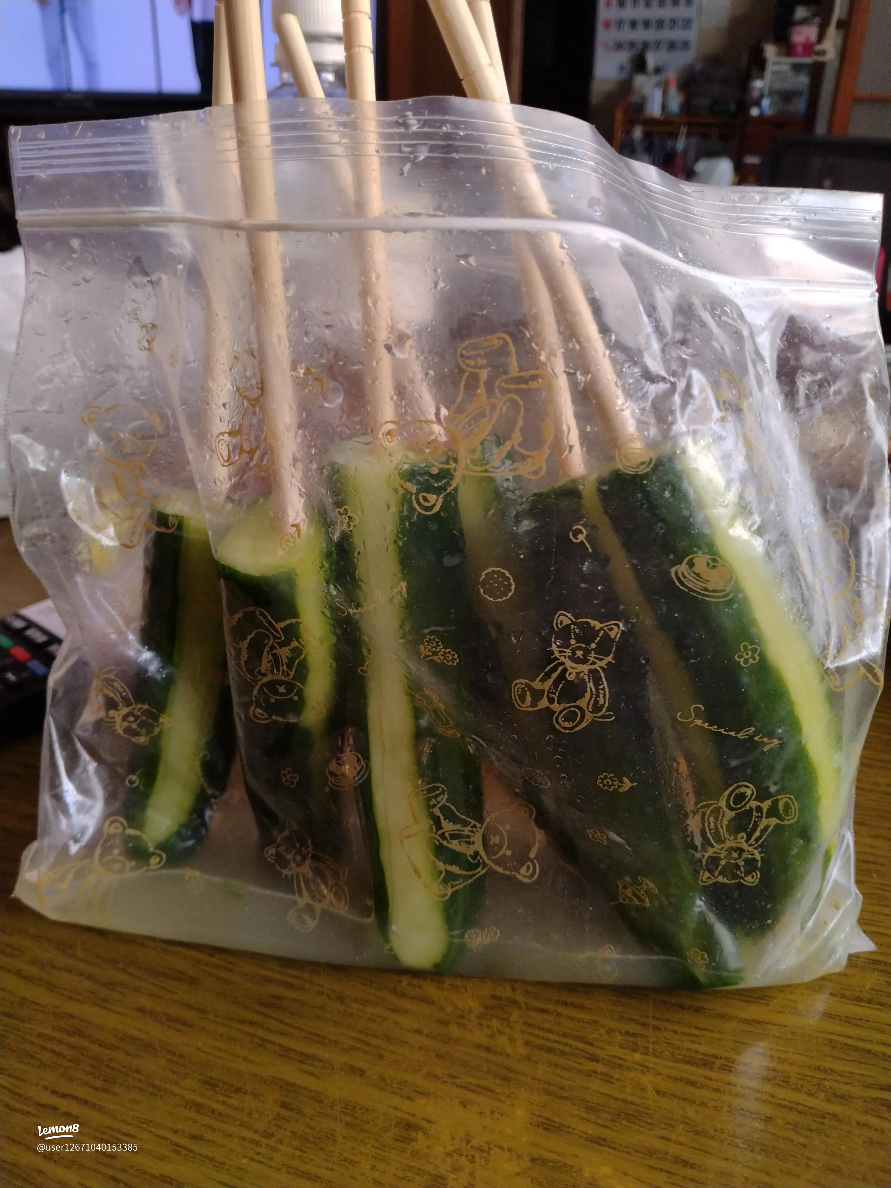 2025年最新 屋台きゅうりがやばい！食中毒リスクと安全対策を徹底解説 : Effective's Blog