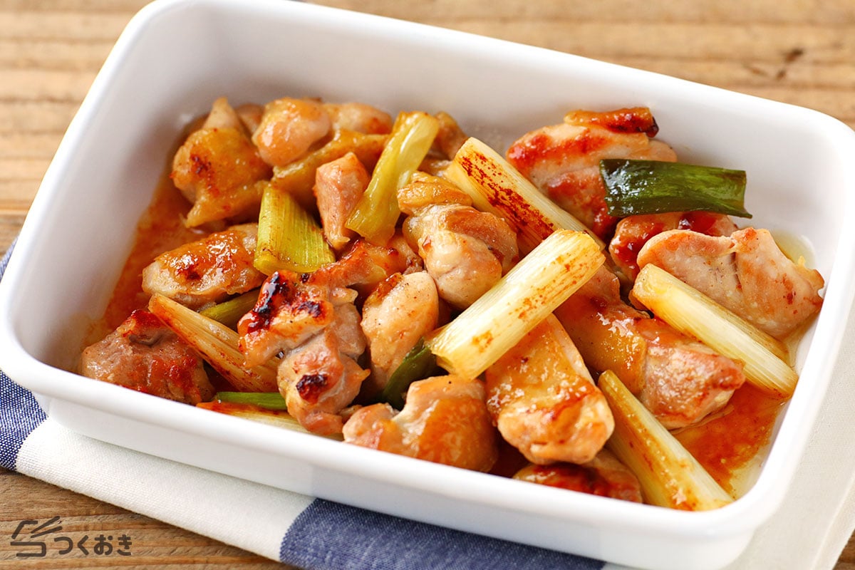 皮パリパリ!お店の味が楽しめる「鶏もも肉のねぎ塩焼き」の作り方