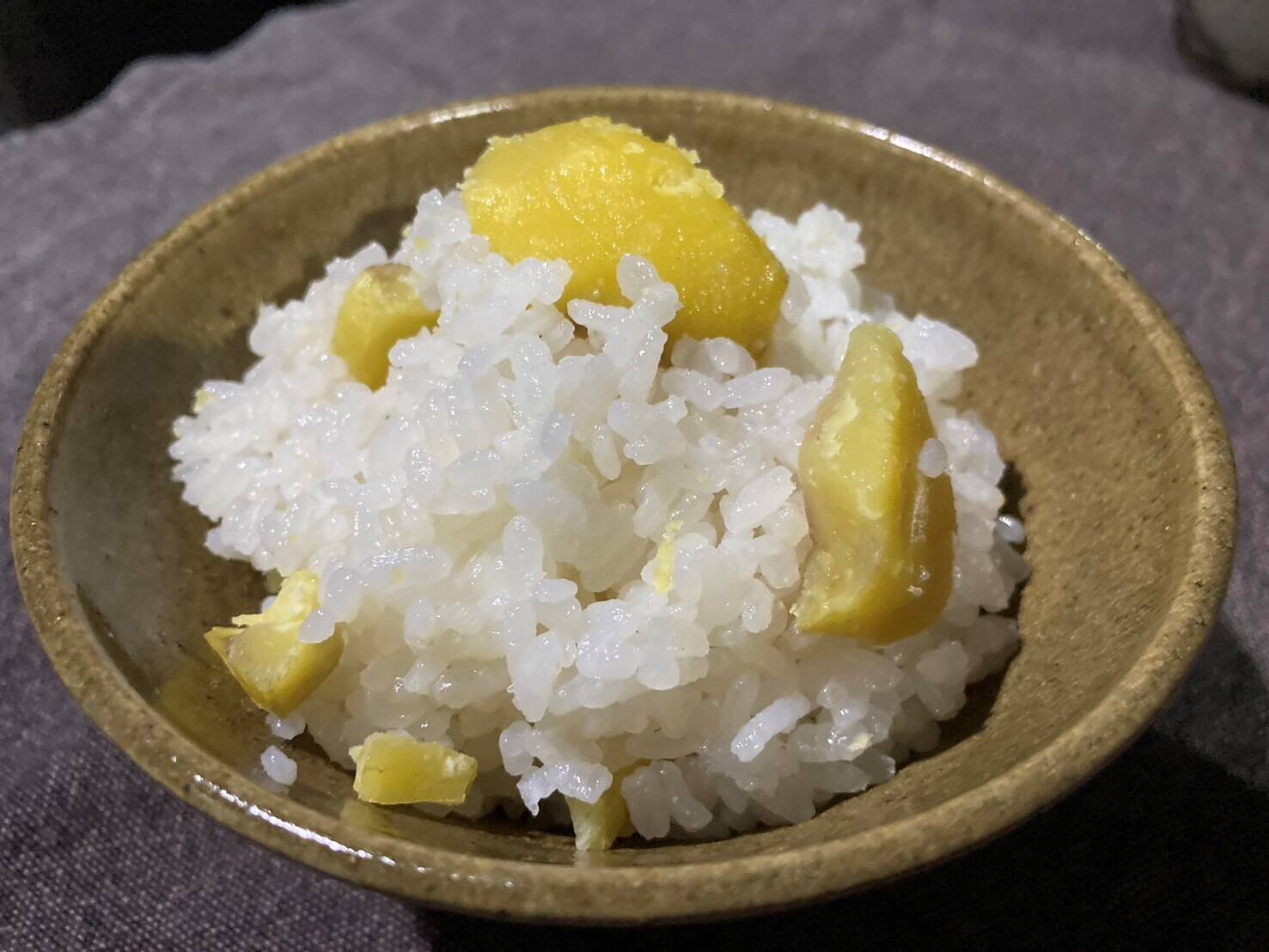 栗ごはん～圧力鍋で皮むき簡単ゆで栗を混ぜるだけ