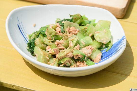 チンゲン菜と鶏モモのポン酢炒め