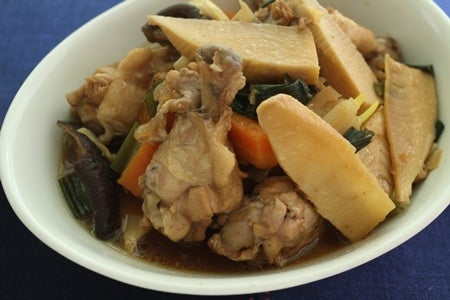 旬の味覚に新味登場。たけのこと手羽元の中華煮