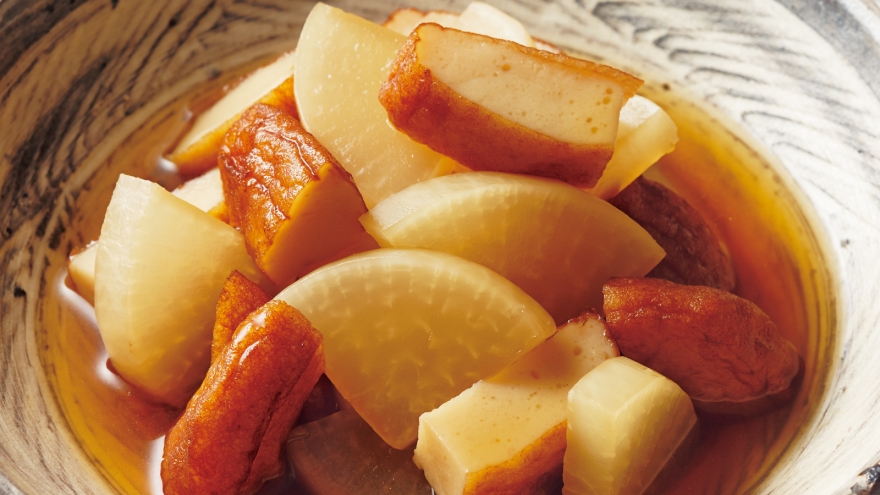 さつま揚げ・大根・にんじん・白菜のおでん風