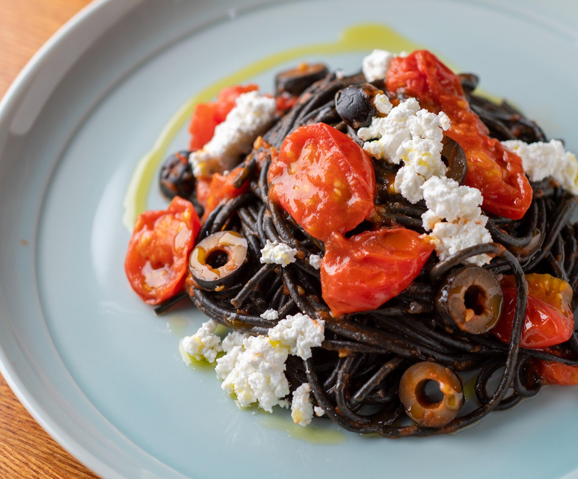 豆腐たっぷりイカスミ汁 – 豆腐ラボ